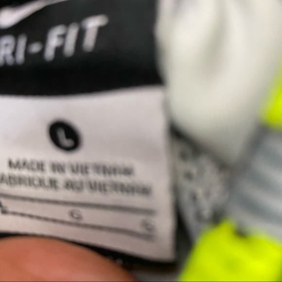 Nike Dri-Fit Shorts Boys Size Large - Picture 4 of 11